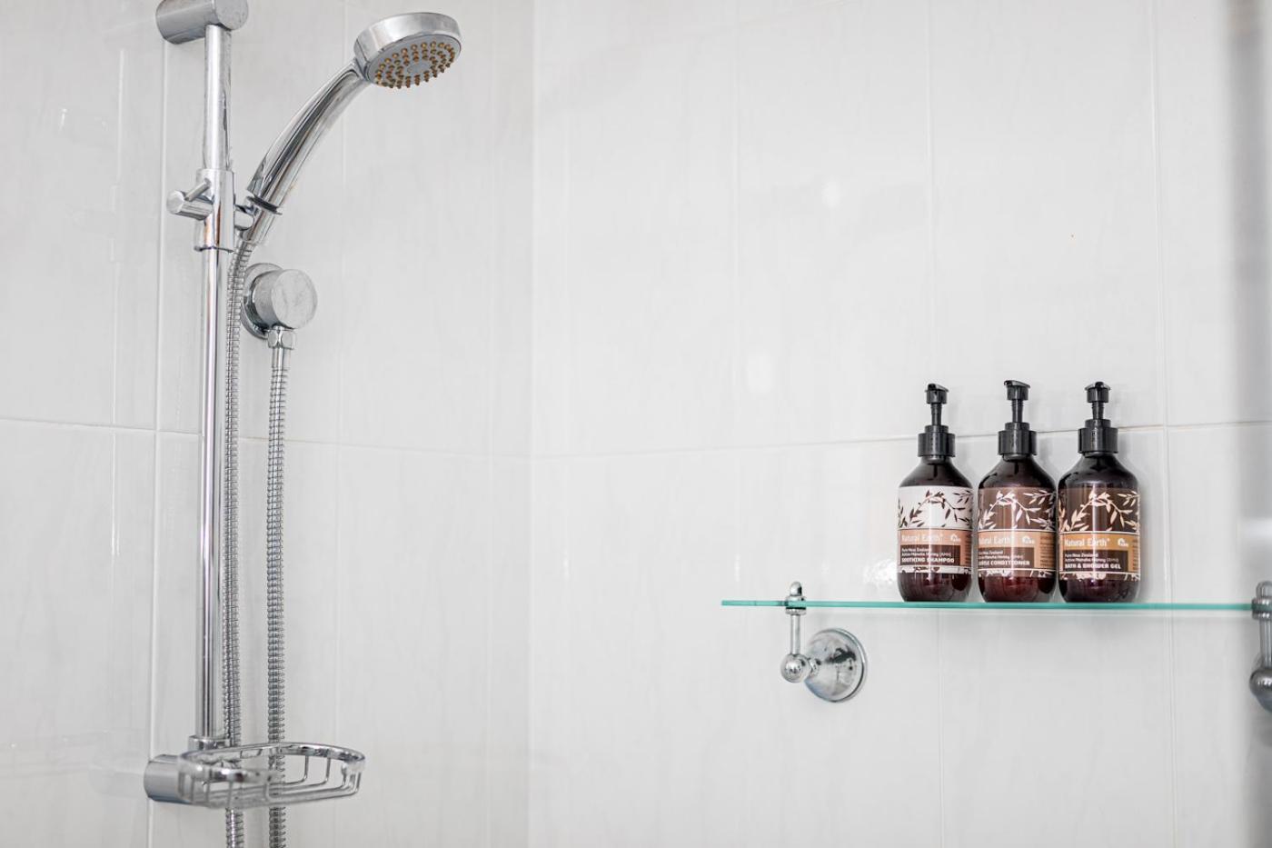Watervale Hotel Guesthouse Екстер'єр фото