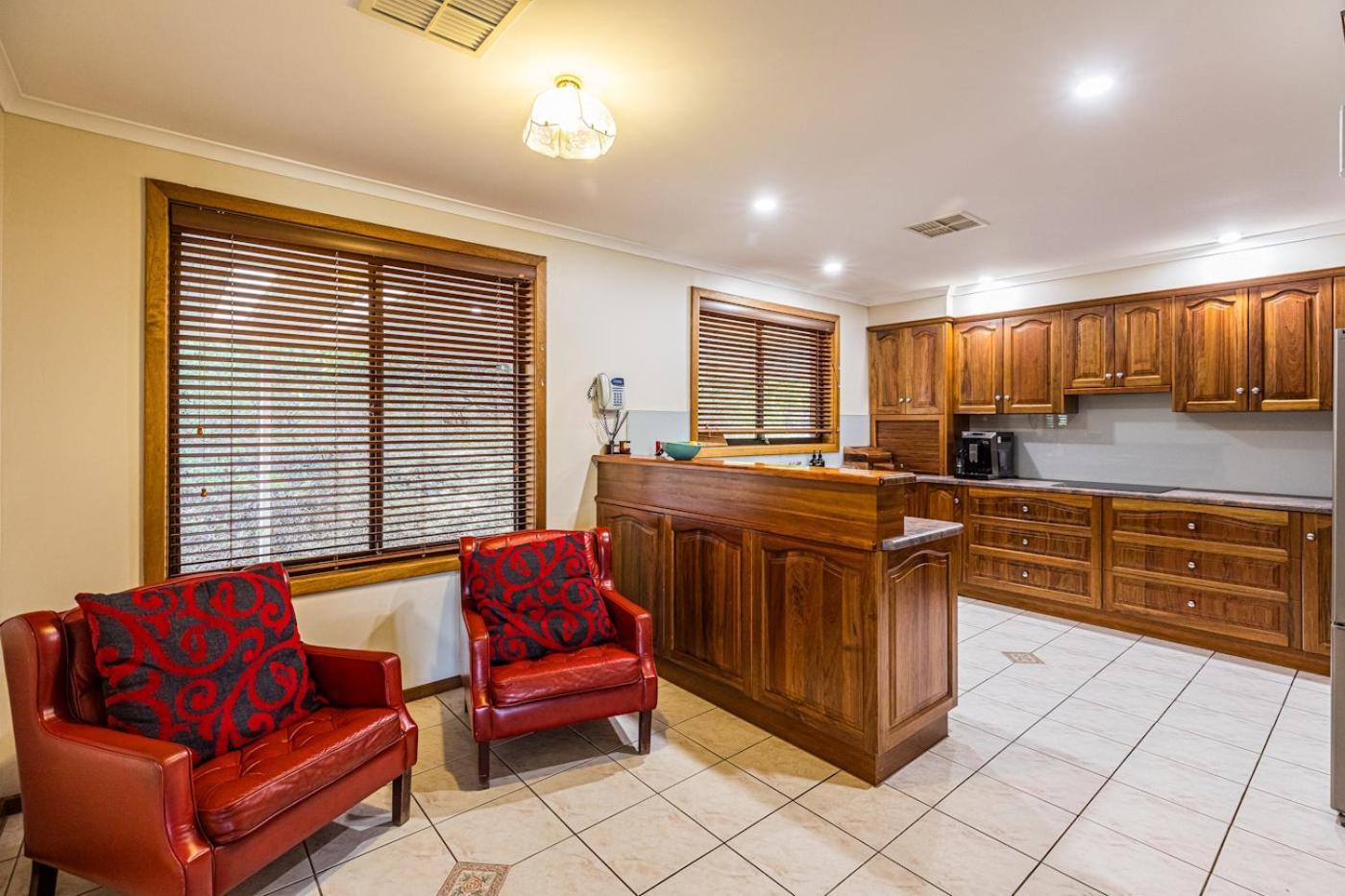 Watervale Hotel Guesthouse Екстер'єр фото
