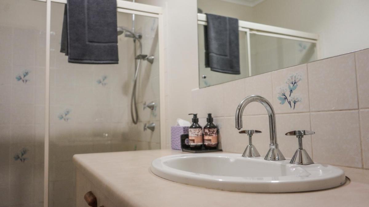 Watervale Hotel Guesthouse Екстер'єр фото